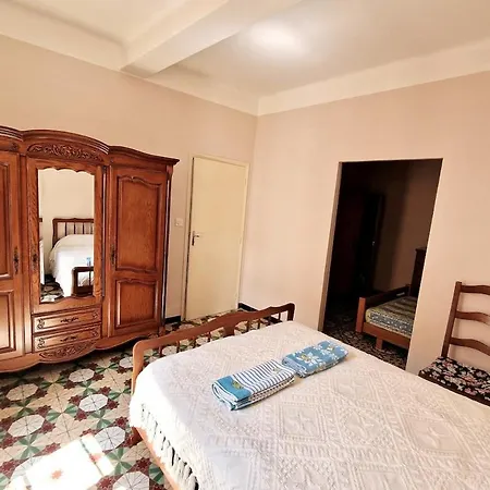 Charming Air-conditioned Ferienhaus Paulhan
